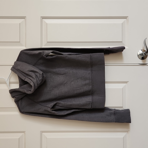 Distressed pullover hoodie - Picture 2 of 5